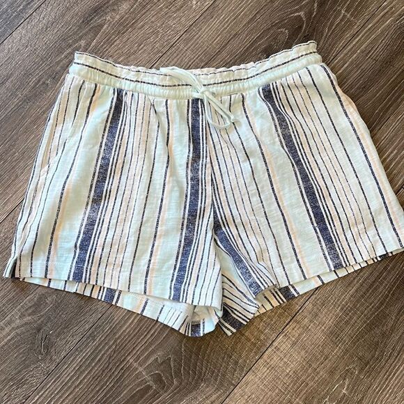 Z Supply Striped Drawstring Shorts with Pockets - Picture 3 of 5